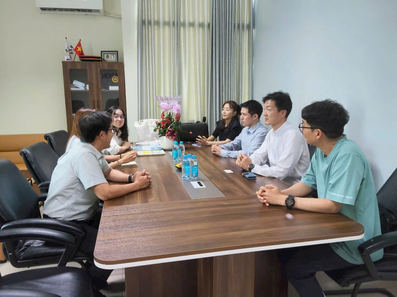 Buổi gặp mặt giữa Trung tâm Du học Knet Edu và đại diện Trường Đại học Gachon